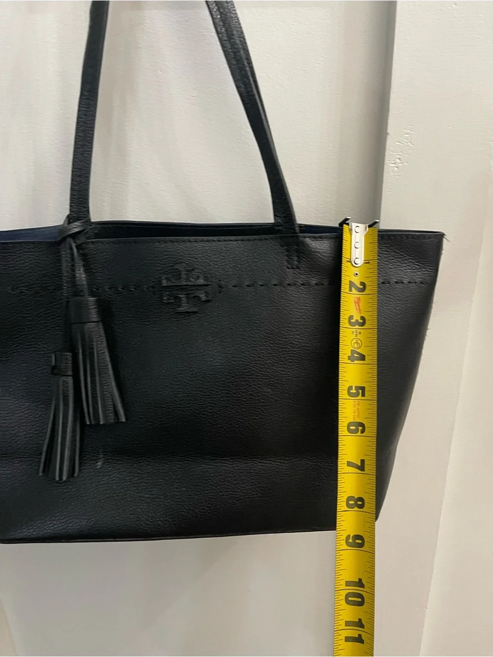 TORY BURCH McGraw Leather Logo Tote Bag Women Black With Tassel Genuine. READ!